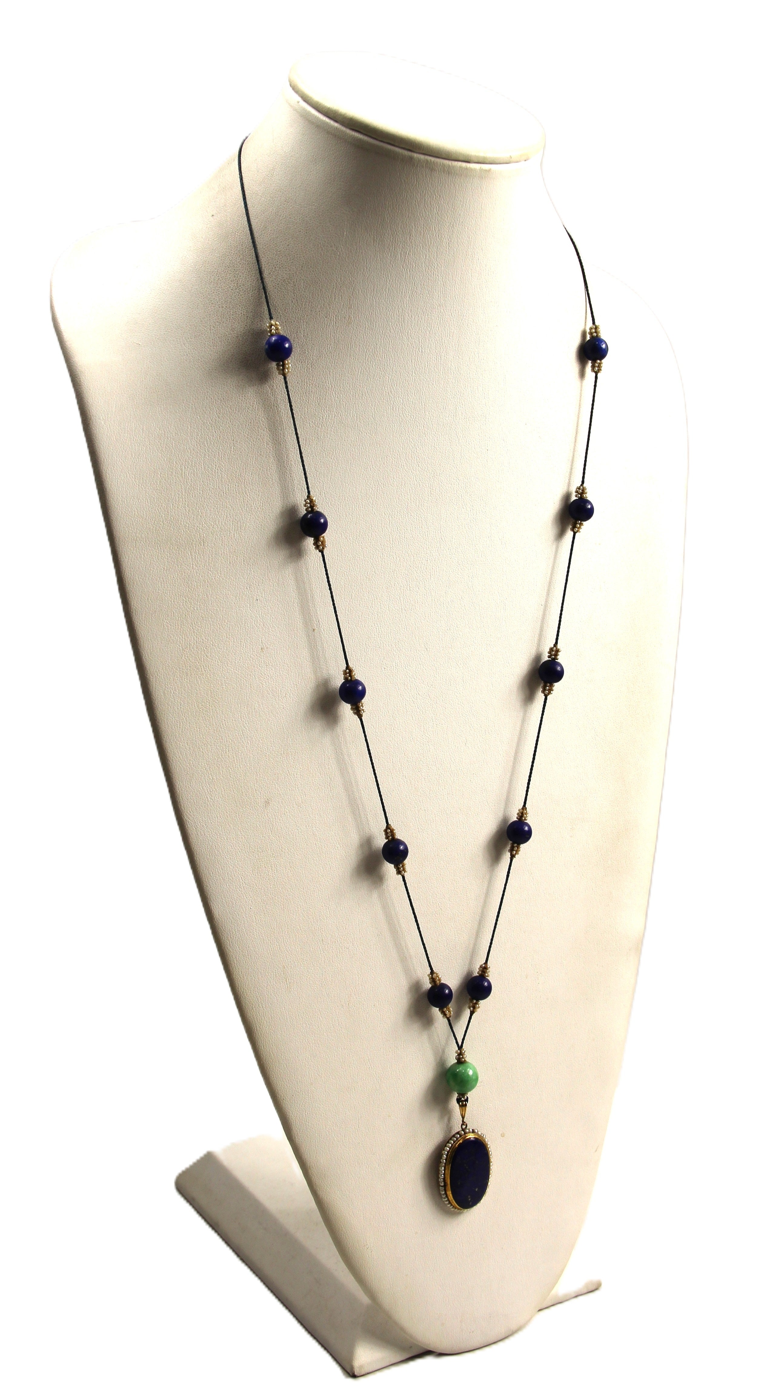 Antique Art Deco estate necklace of lapis and 14kt gold
