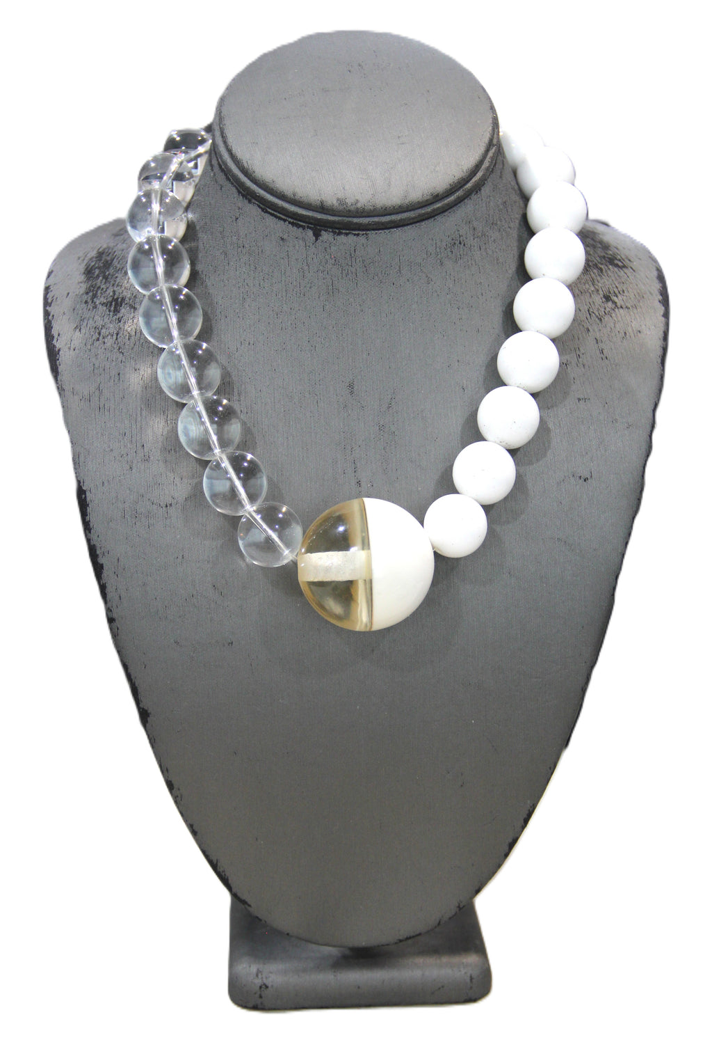 DEAD STOCK GRAZIANO MOD CHUNKY LUCITE NECKLACE - SHORT 