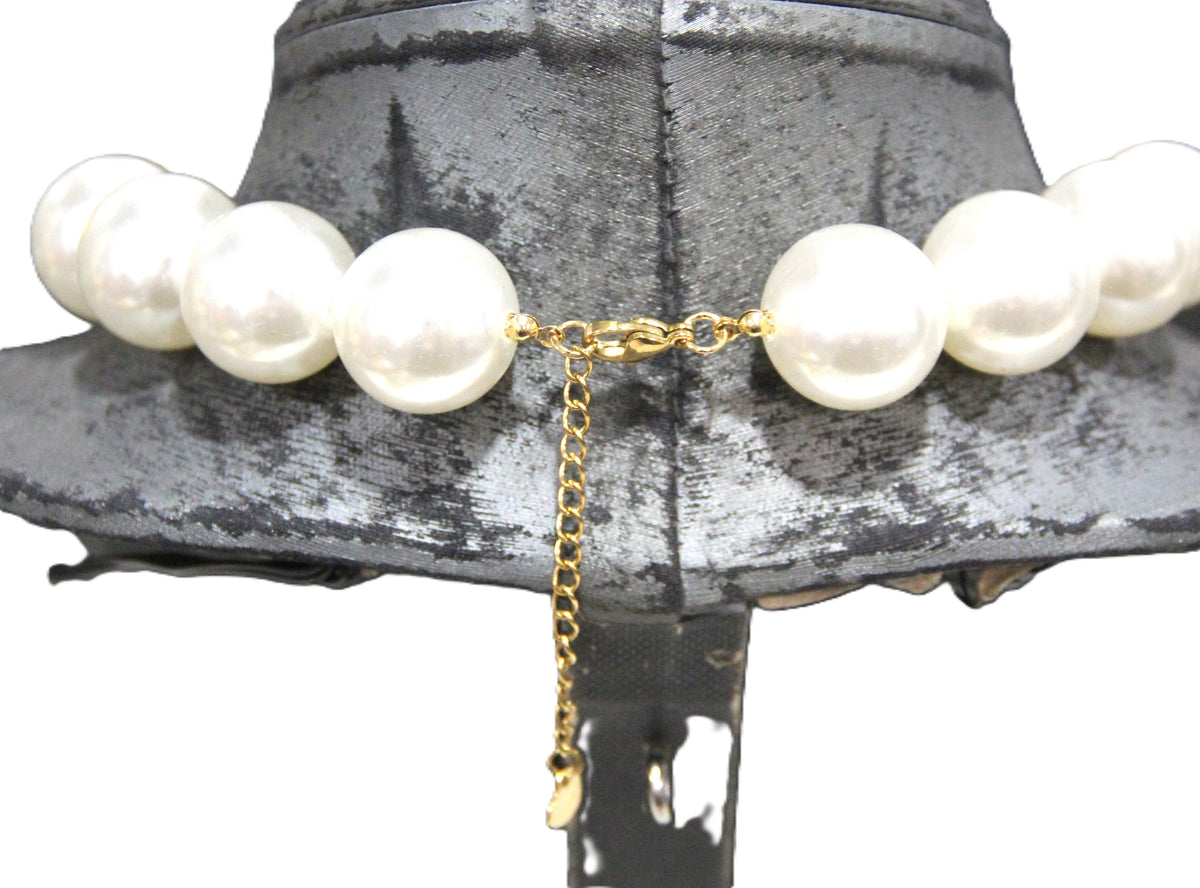 CONTEMPORARY "I'M DEAD" BEAR NECKLACE