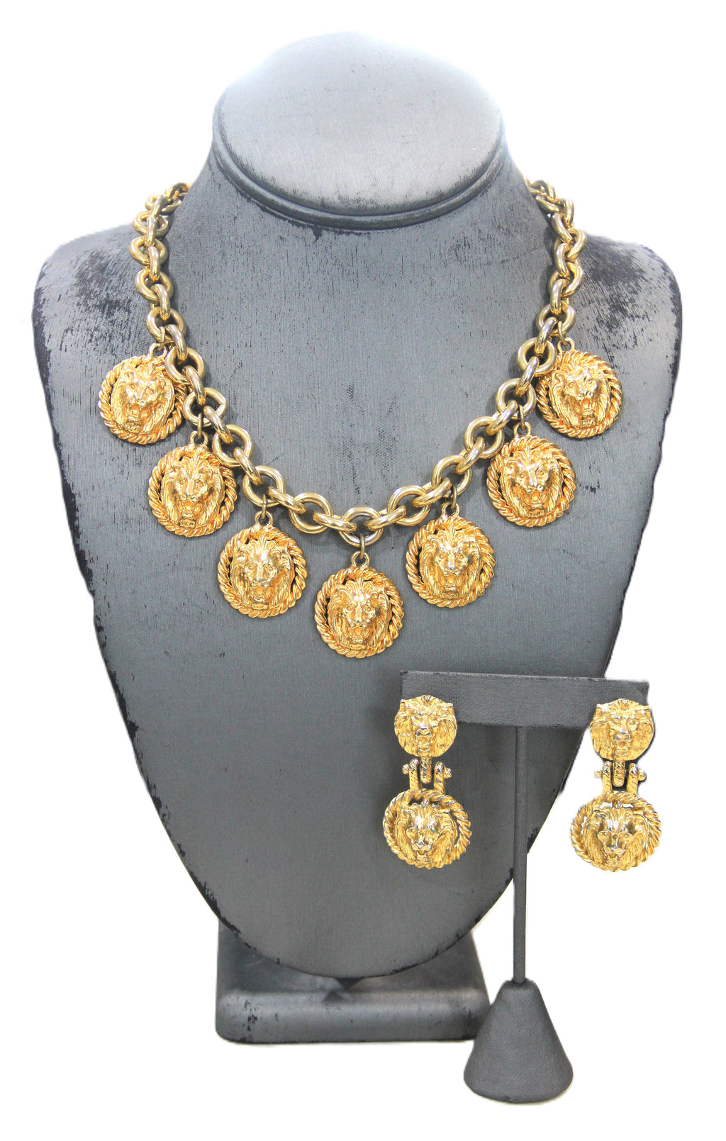 ANNE KLEIN VINTAGE LION CHARM NECKLACE & PIERCED EARRINGS SET