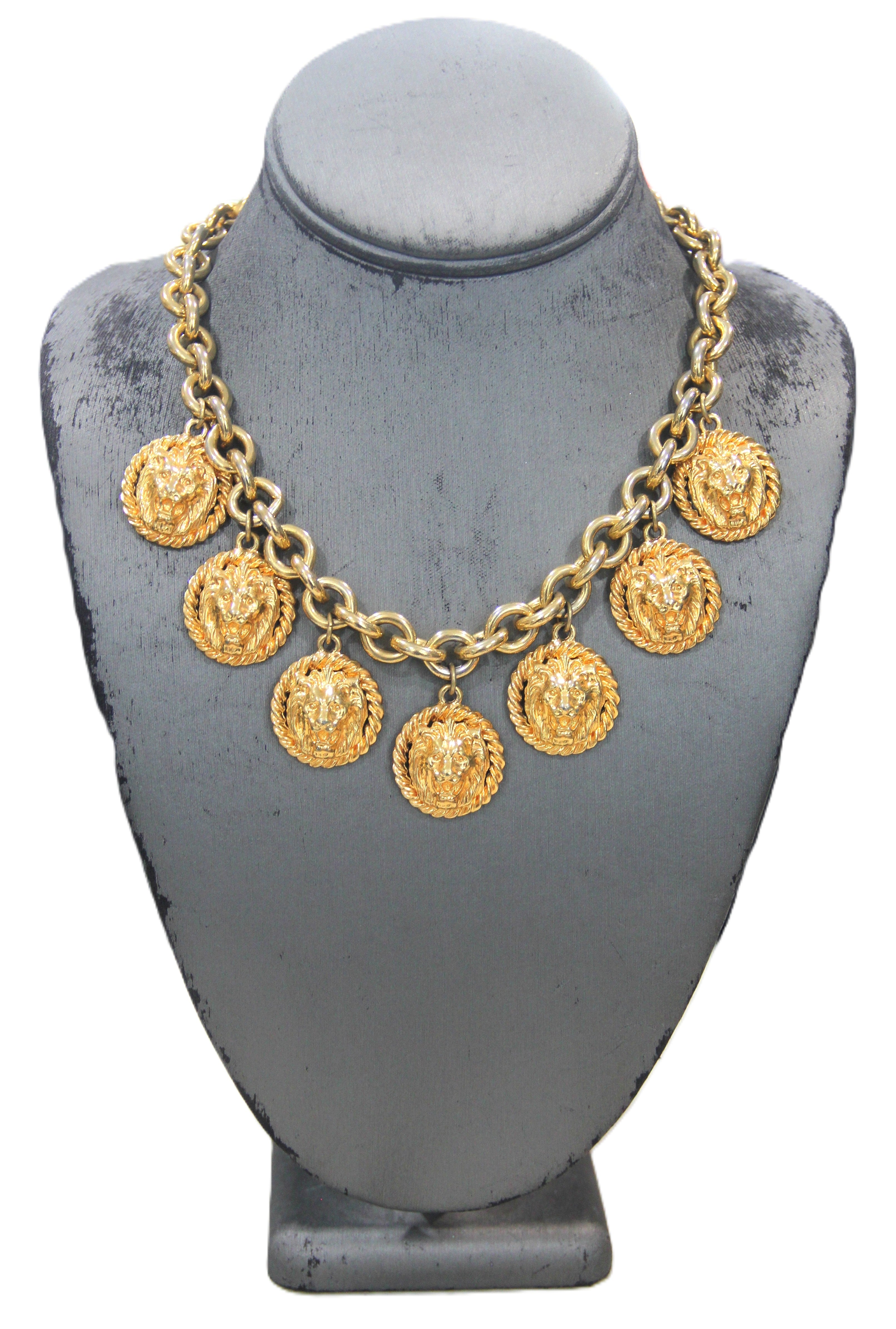 ANNE KLEIN VINTAGE LION CHARM NECKLACE & PIERCED EARRINGS SET