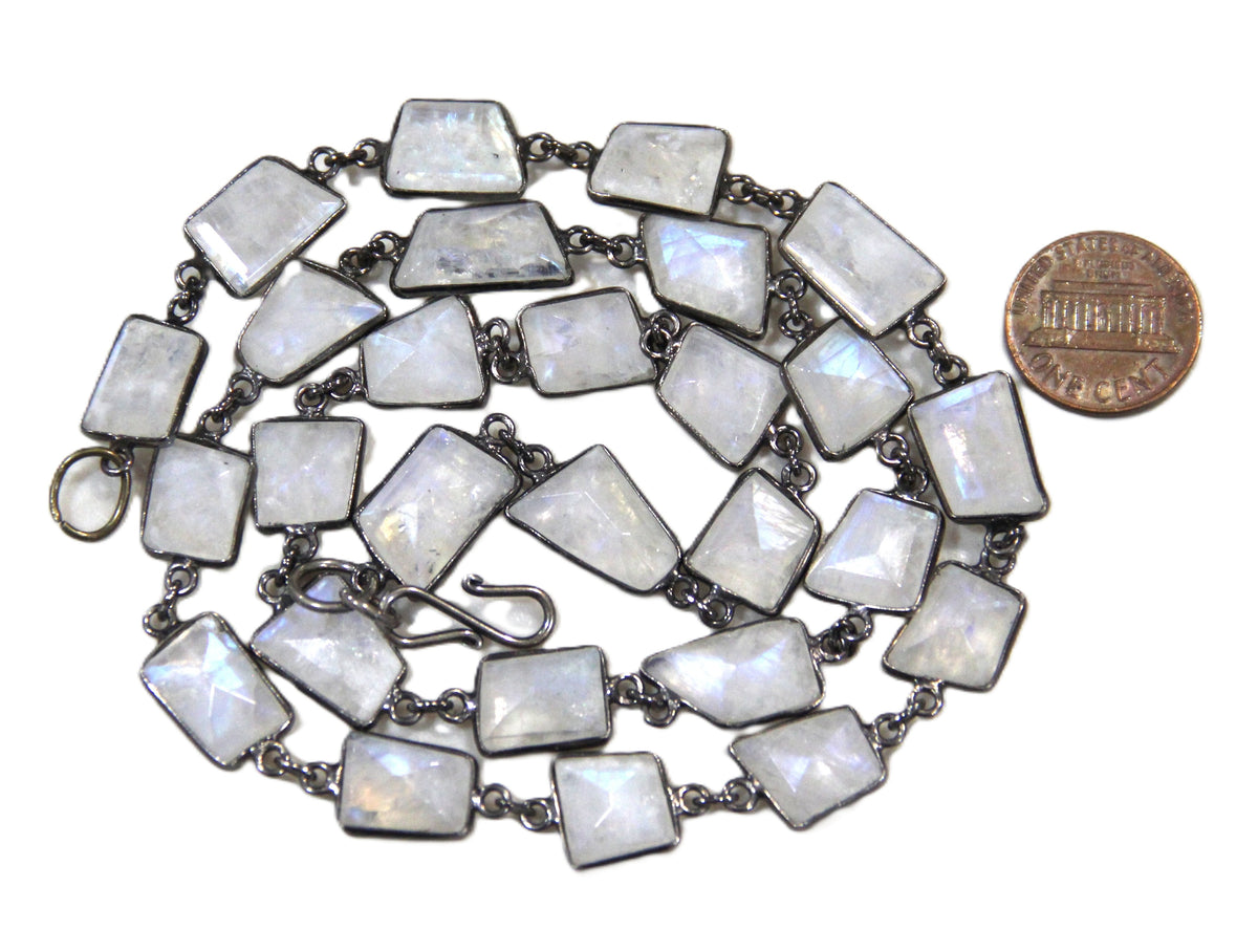 ESTATE VINTAGE MOONSTONE NECKLACE