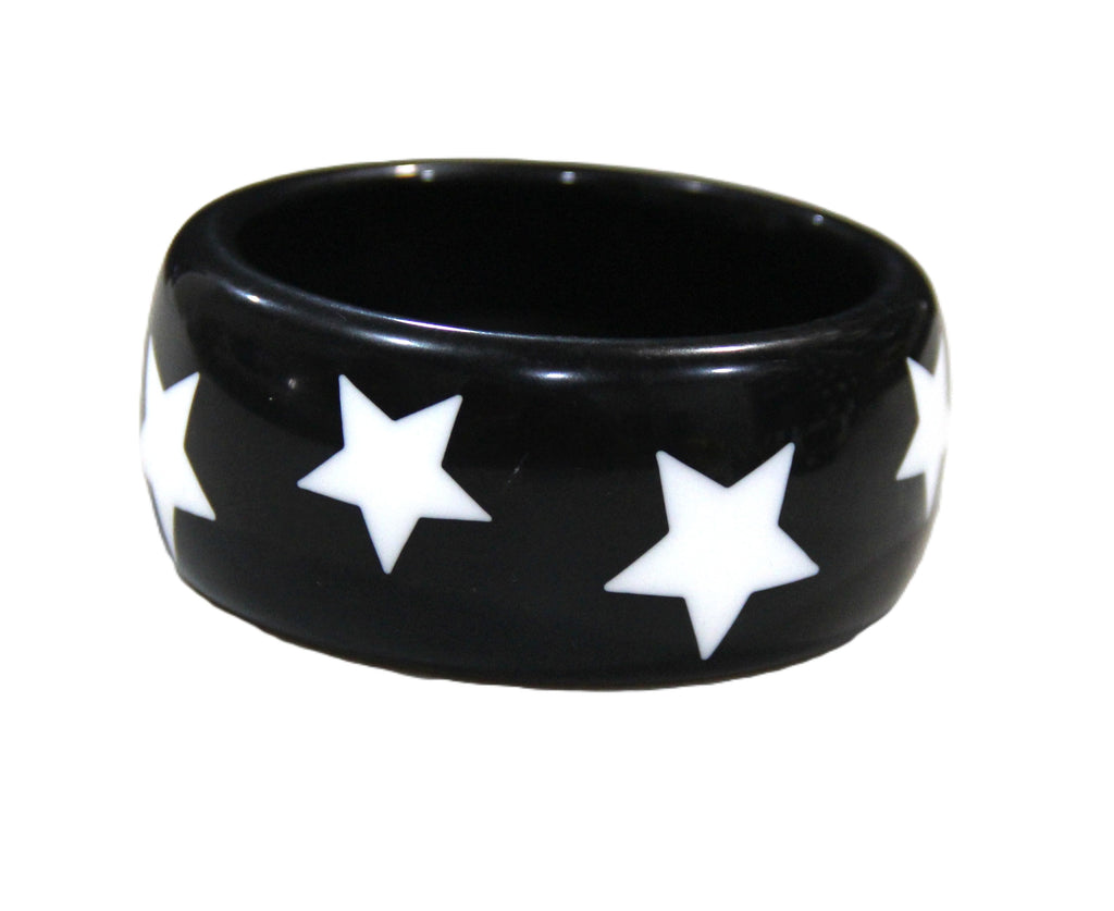 MODERN RESIN BLACK & WHITE STAR BANGLE