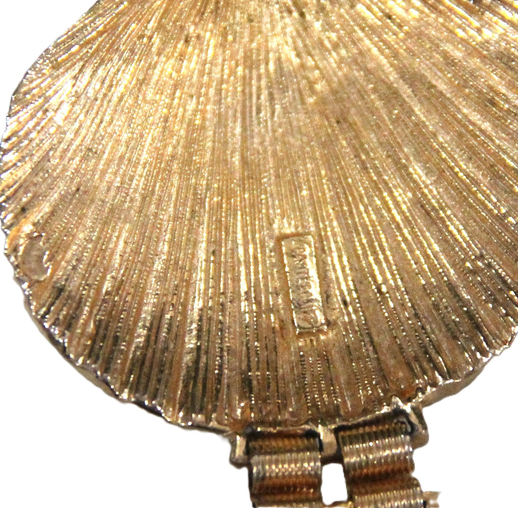 CASTLECLIFF VINTAGE SHELL PENDANT STATEMENT NECKLACE