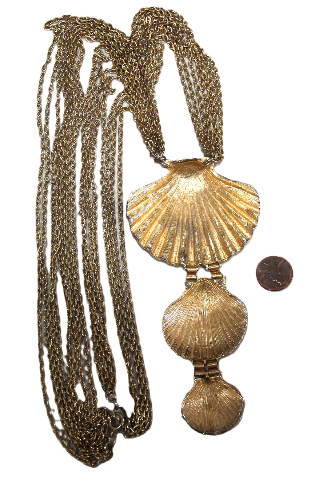 CASTLECLIFF VINTAGE SHELL PENDANT STATEMENT NECKLACE