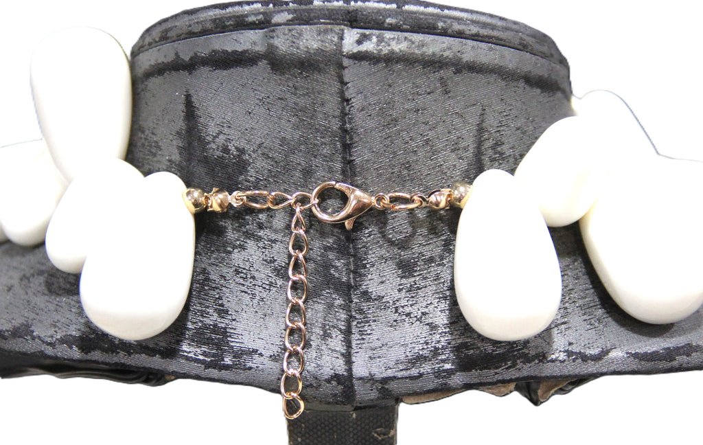 MODERN WHITE RESIN CRAB STATEMENT NECKLACE