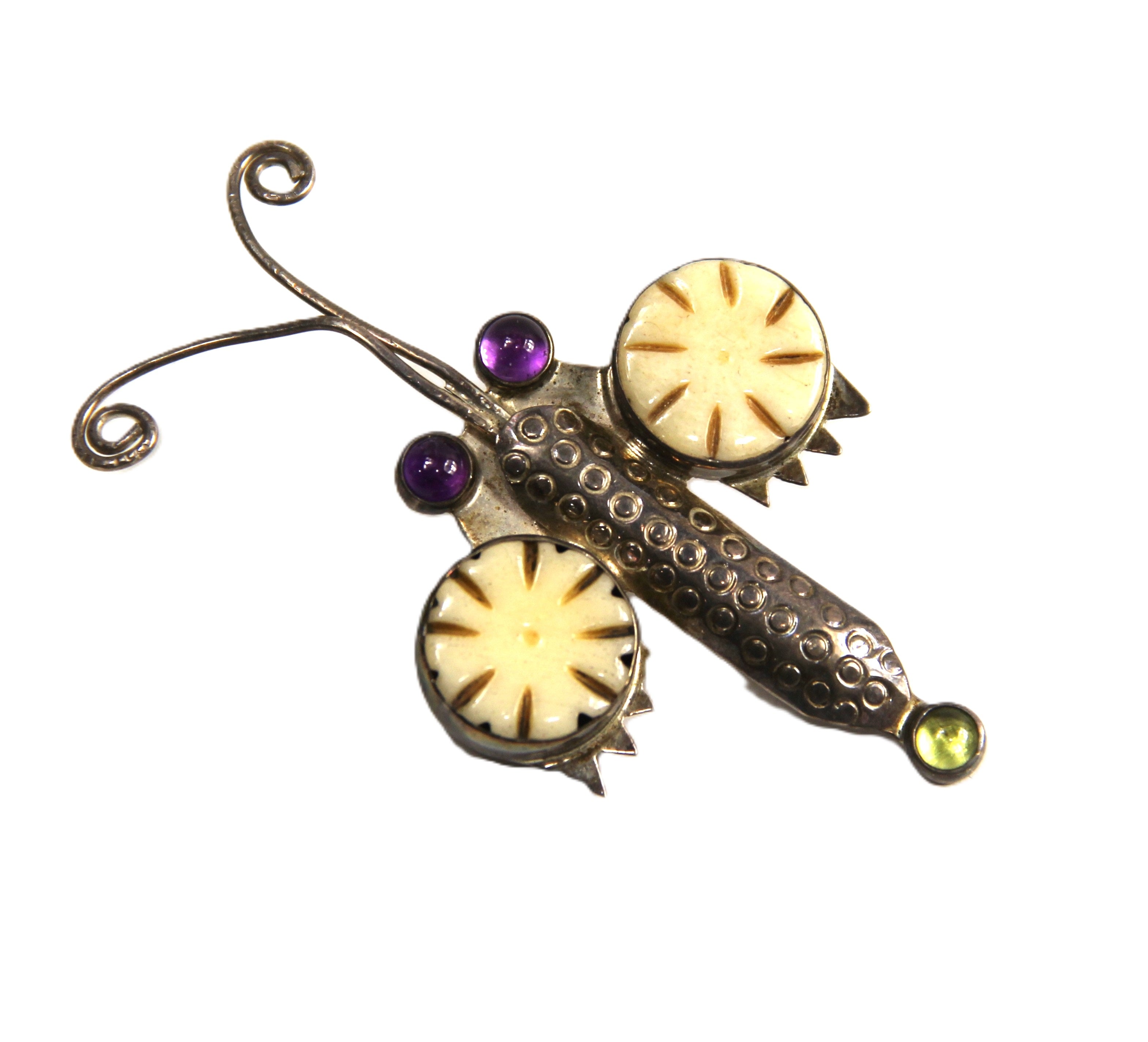 Echo of a dreamer insect pendant brooch