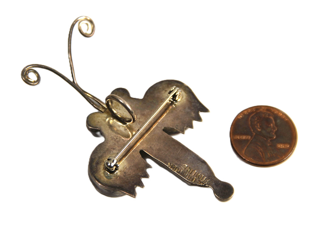 Echo of a dreamer insect pendant brooch