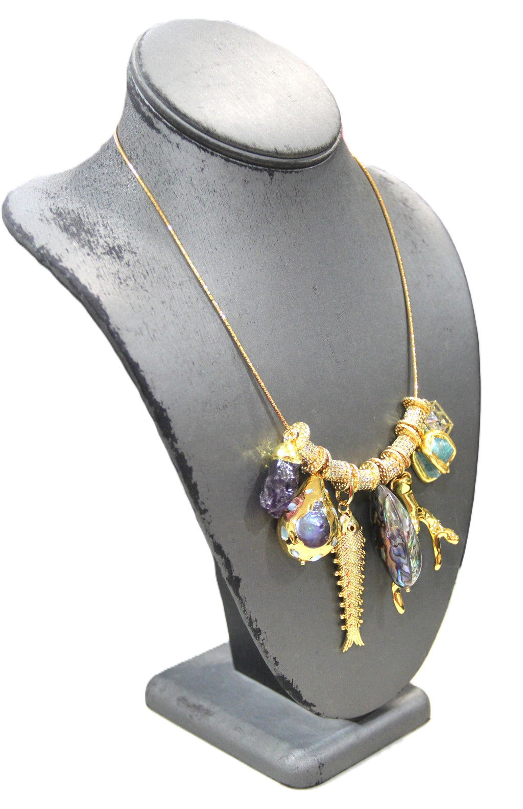 CONTEMPORARY 18KT GOLD PLATED FISH & GEMSTONE CHARM CHOKER NECKLACE