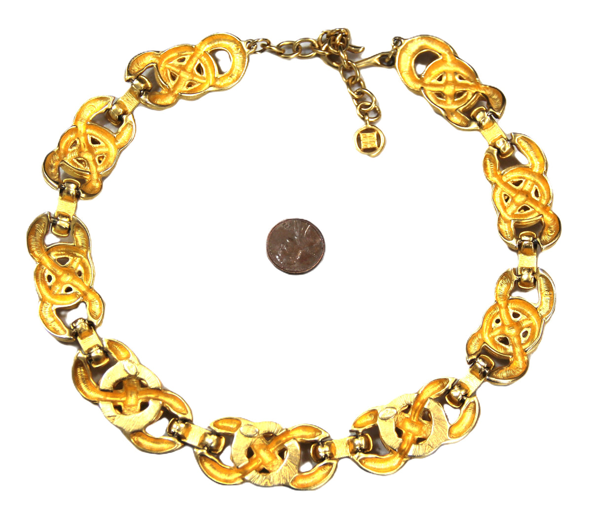 VINTAGE GIVENCHY MATTE GOLD KNOT DESIGN NECKLACE