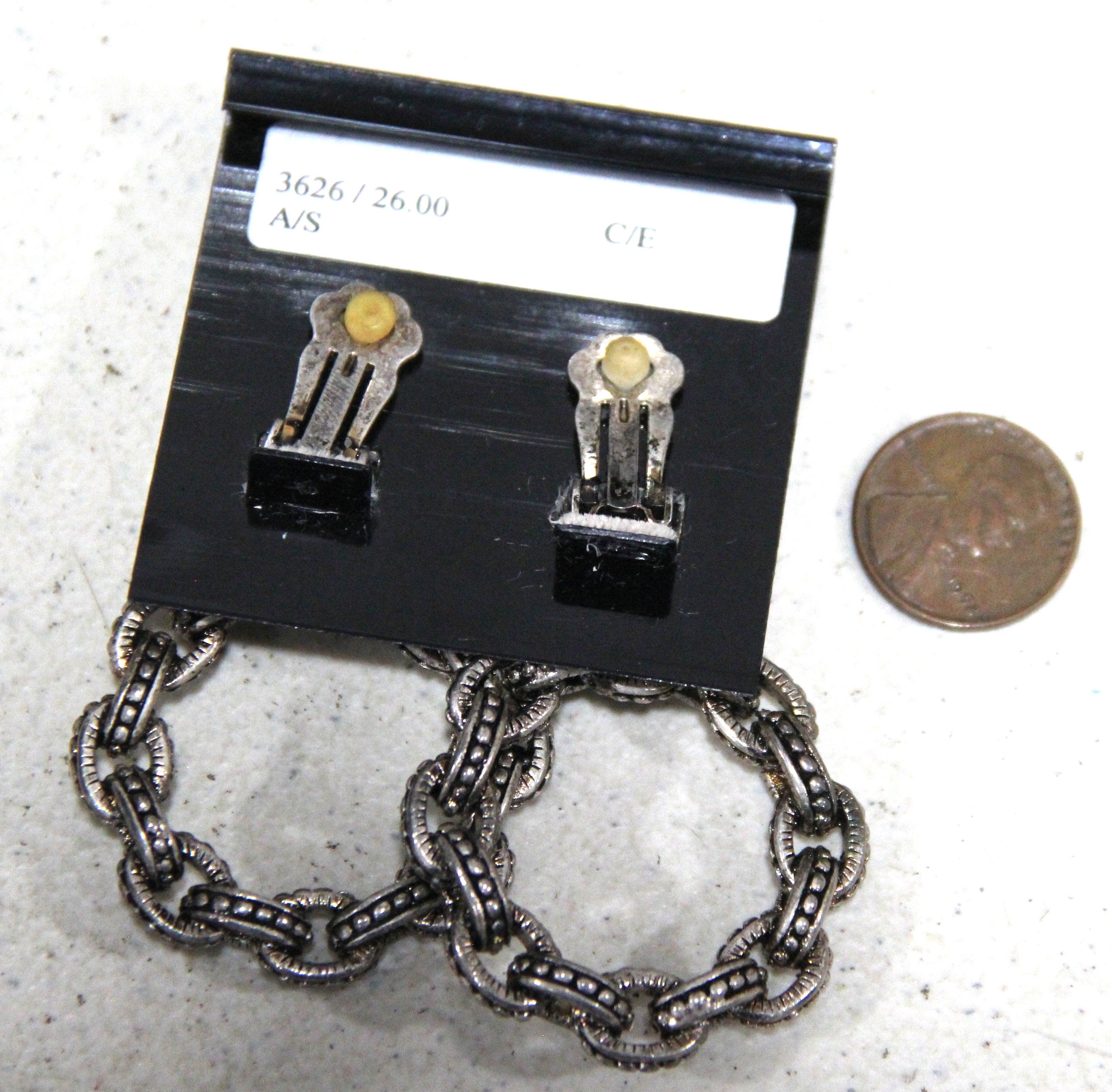 GRAZIANO DEAD STOCK 80'S CHAIN HOOP EARRINGS