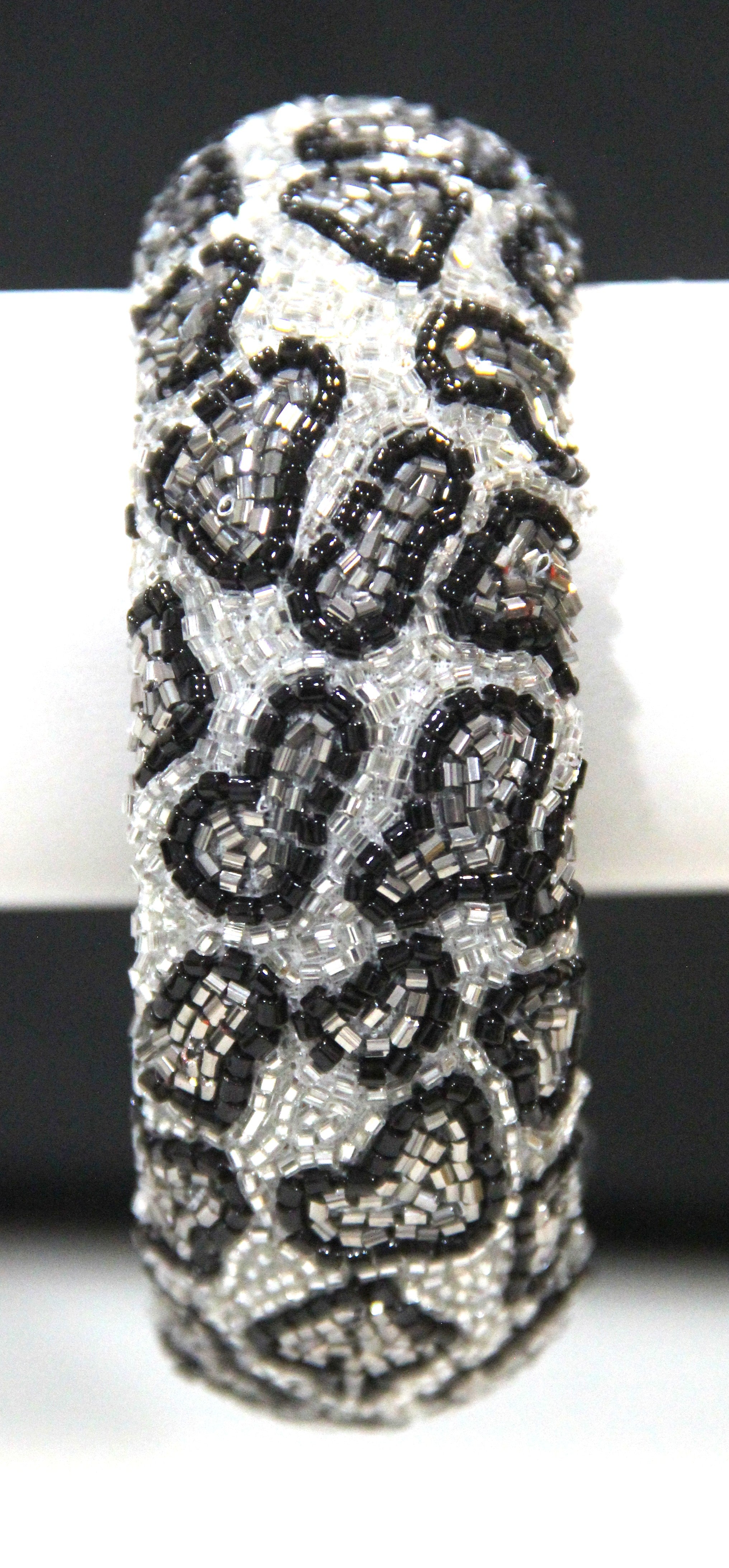 GRAZIANO DEAD STOCK HAND BEADED LEOPARD PRINT BANGLE BRACELET - SILVER