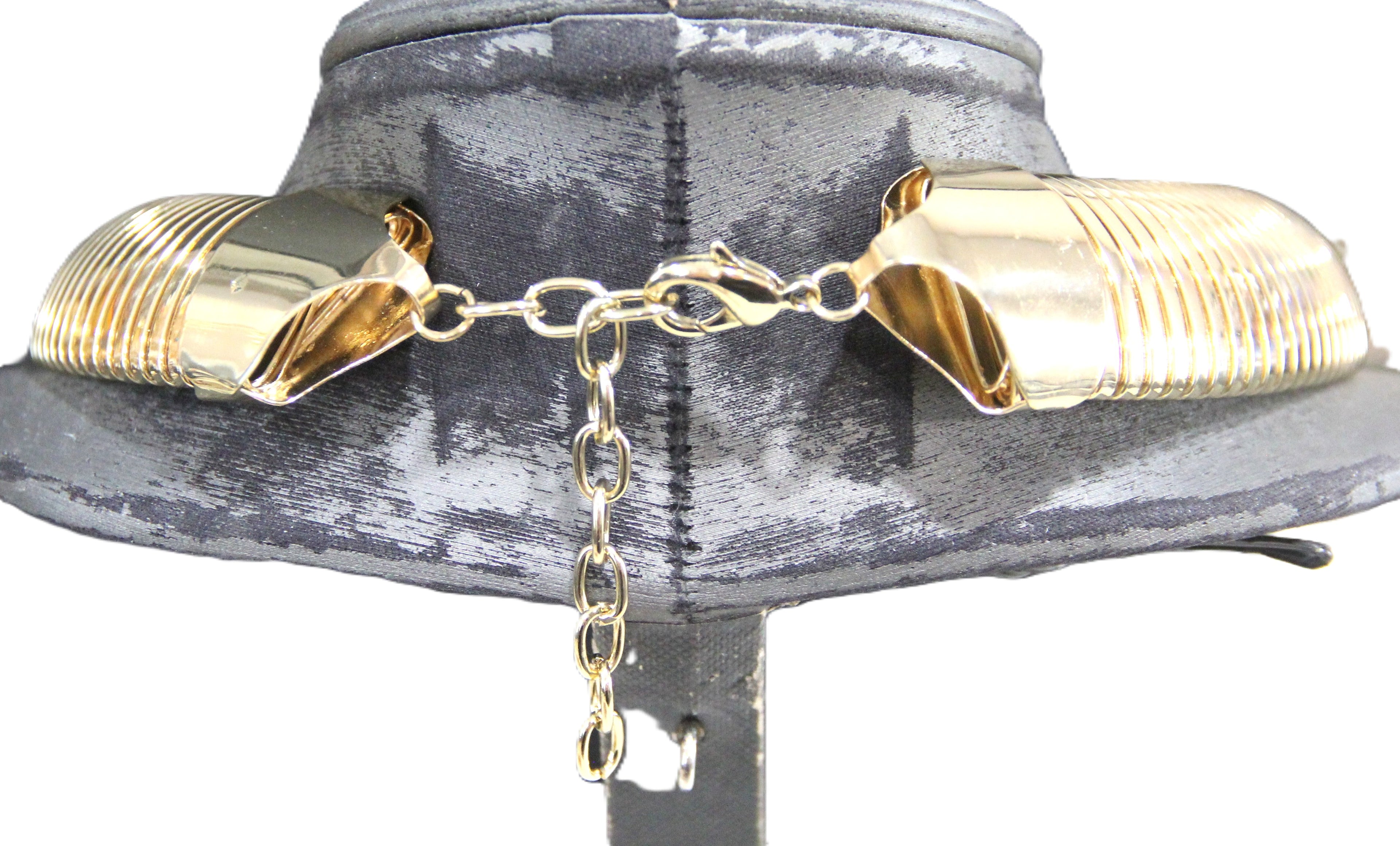 Graziano chunky gold omega necklace