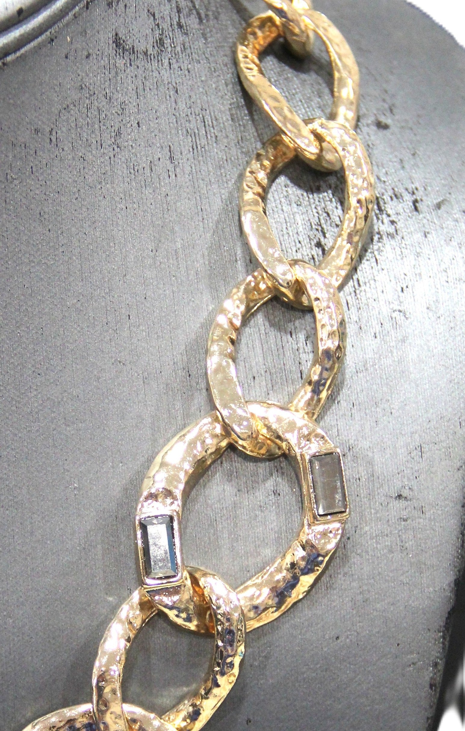 Graziano dead stock curbed chain with baguette accents