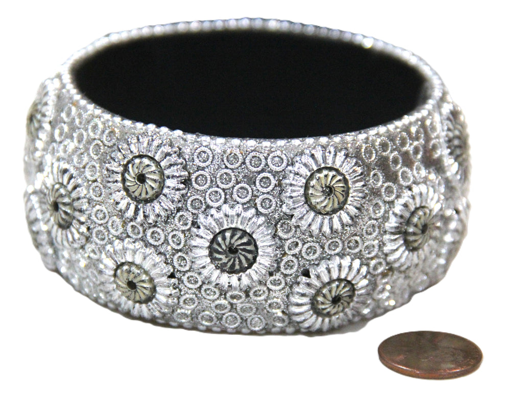 GRAZIANO DEAD STOCK SILVER METALLIC FLORAL BANGLE BRACELET