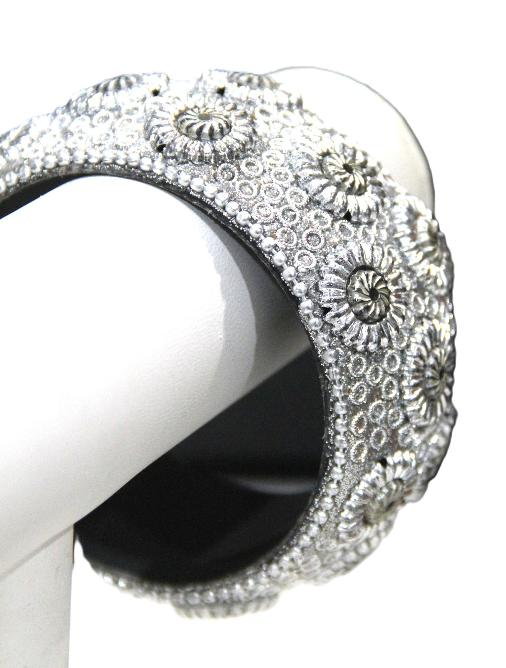 GRAZIANO DEAD STOCK SILVER METALLIC FLORAL BANGLE BRACELET