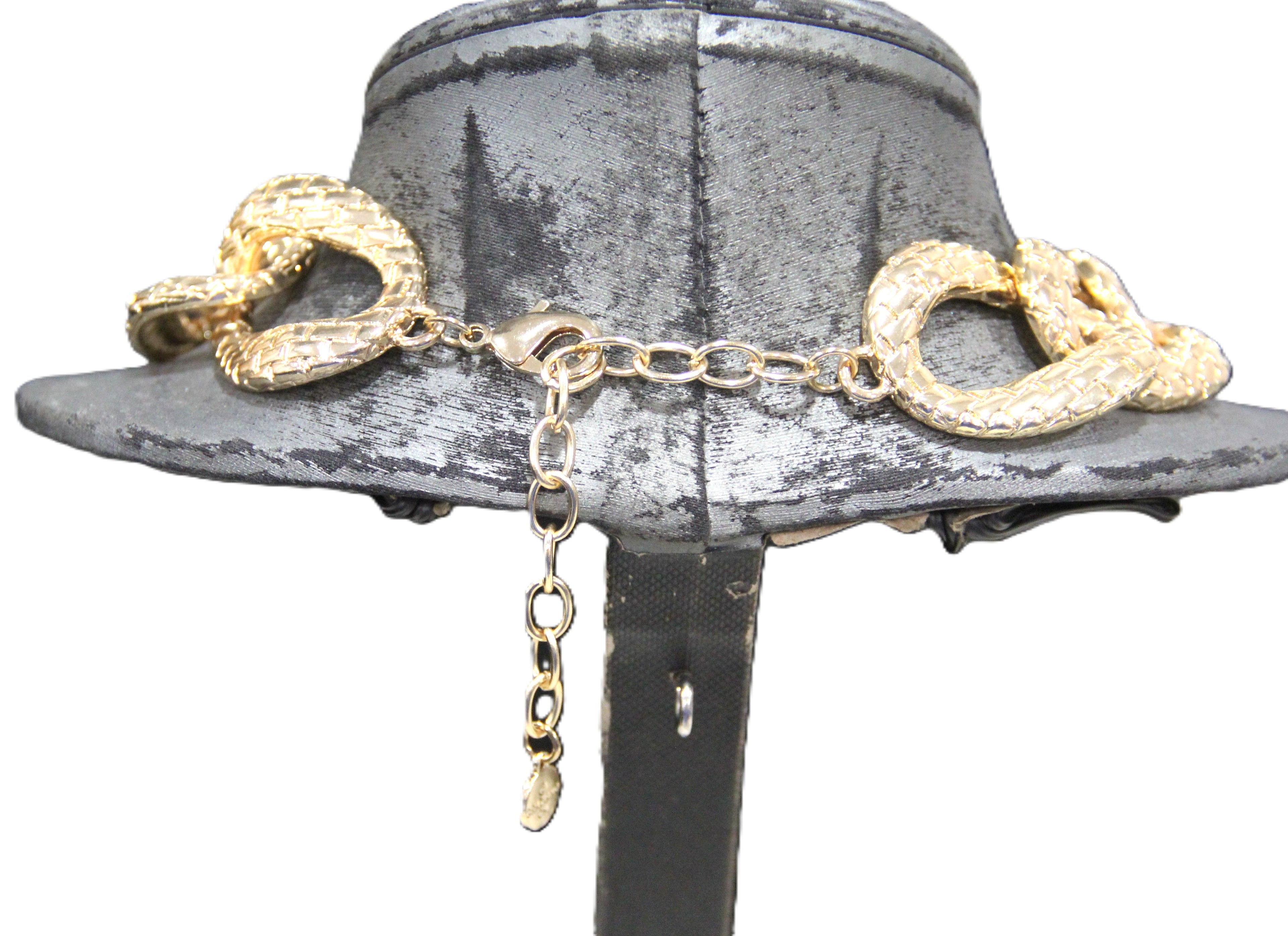 Graziano dead stock gold curbed chain necklace