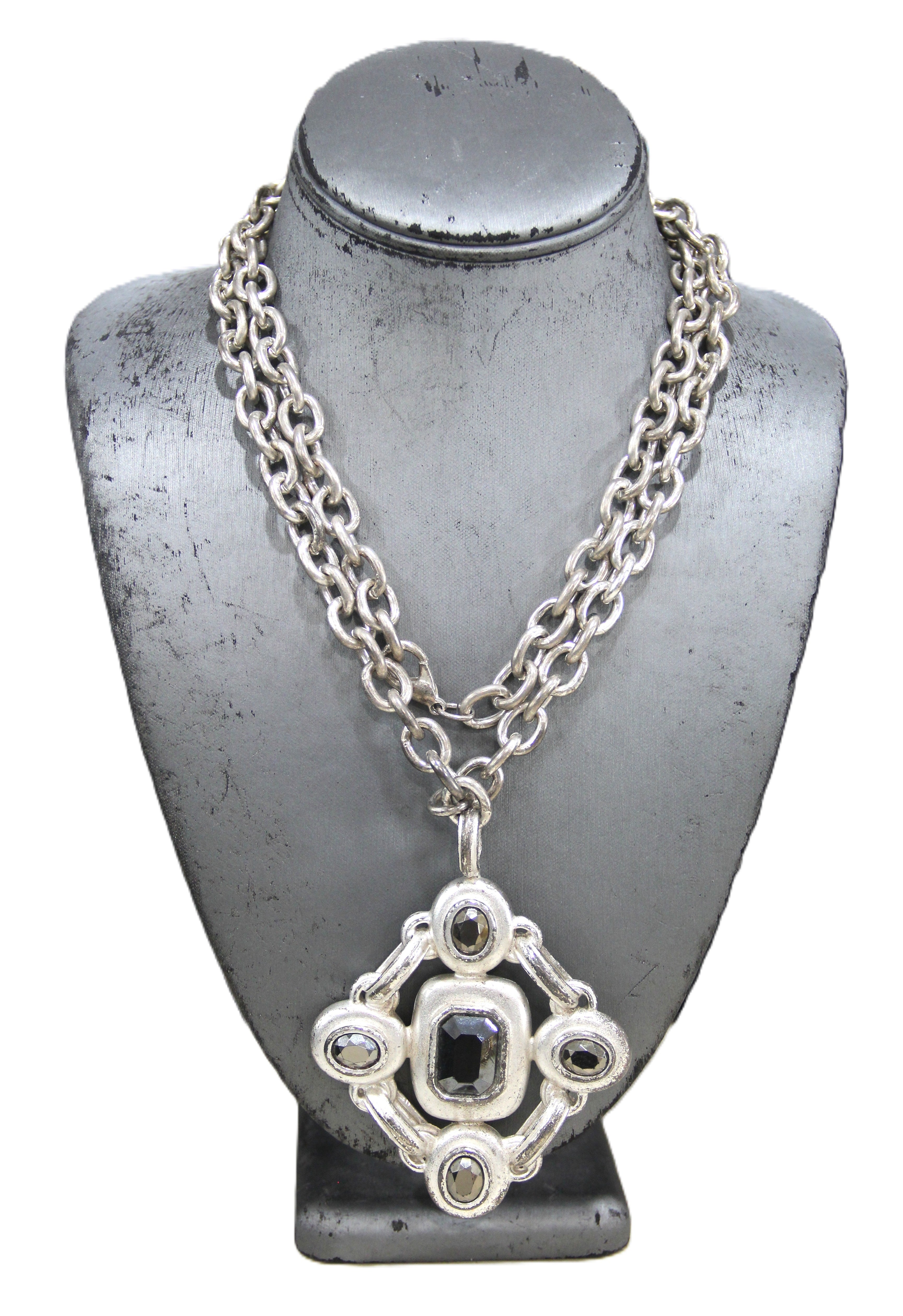 Graziano matte silver pendant necklace