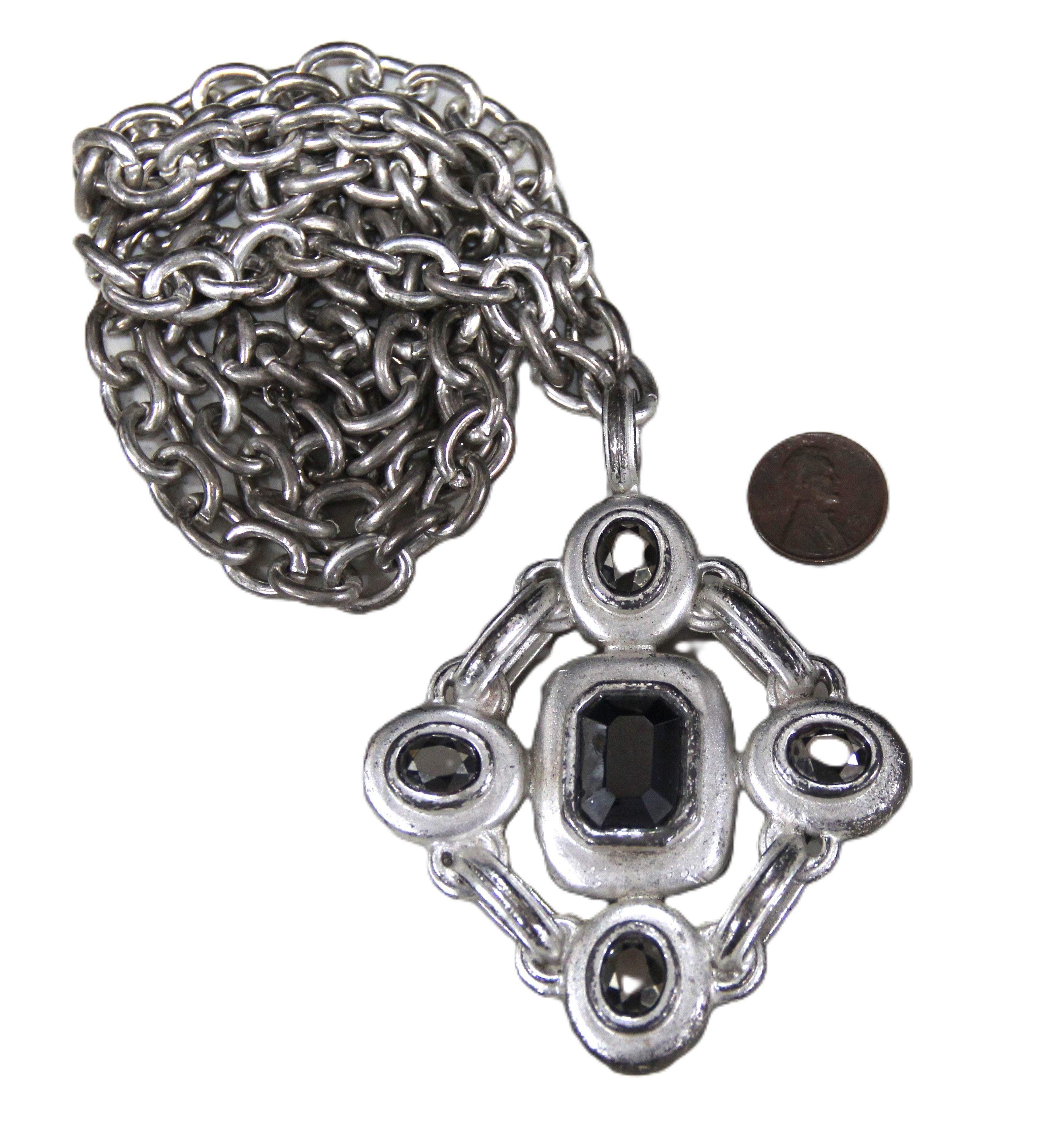 Graziano matte silver pendant necklace