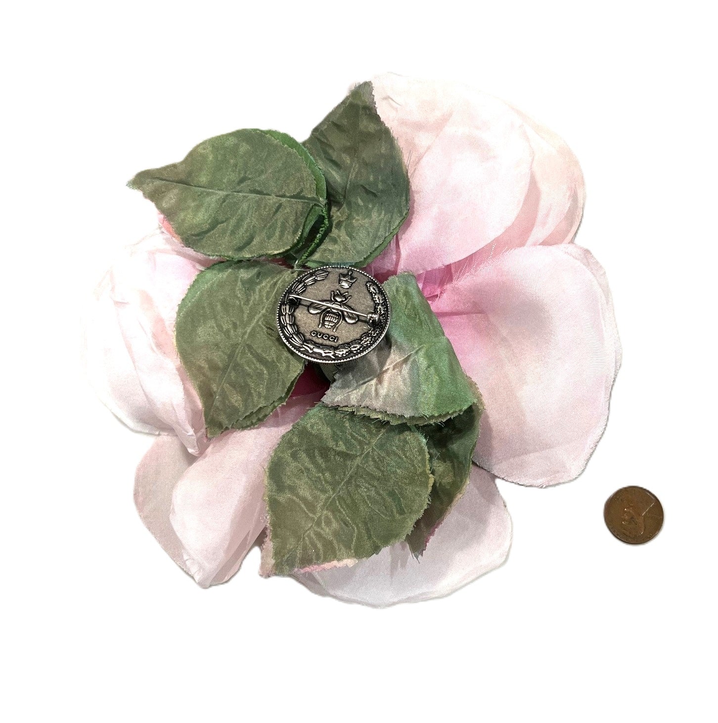 Gucci pink silk flower statement brooch