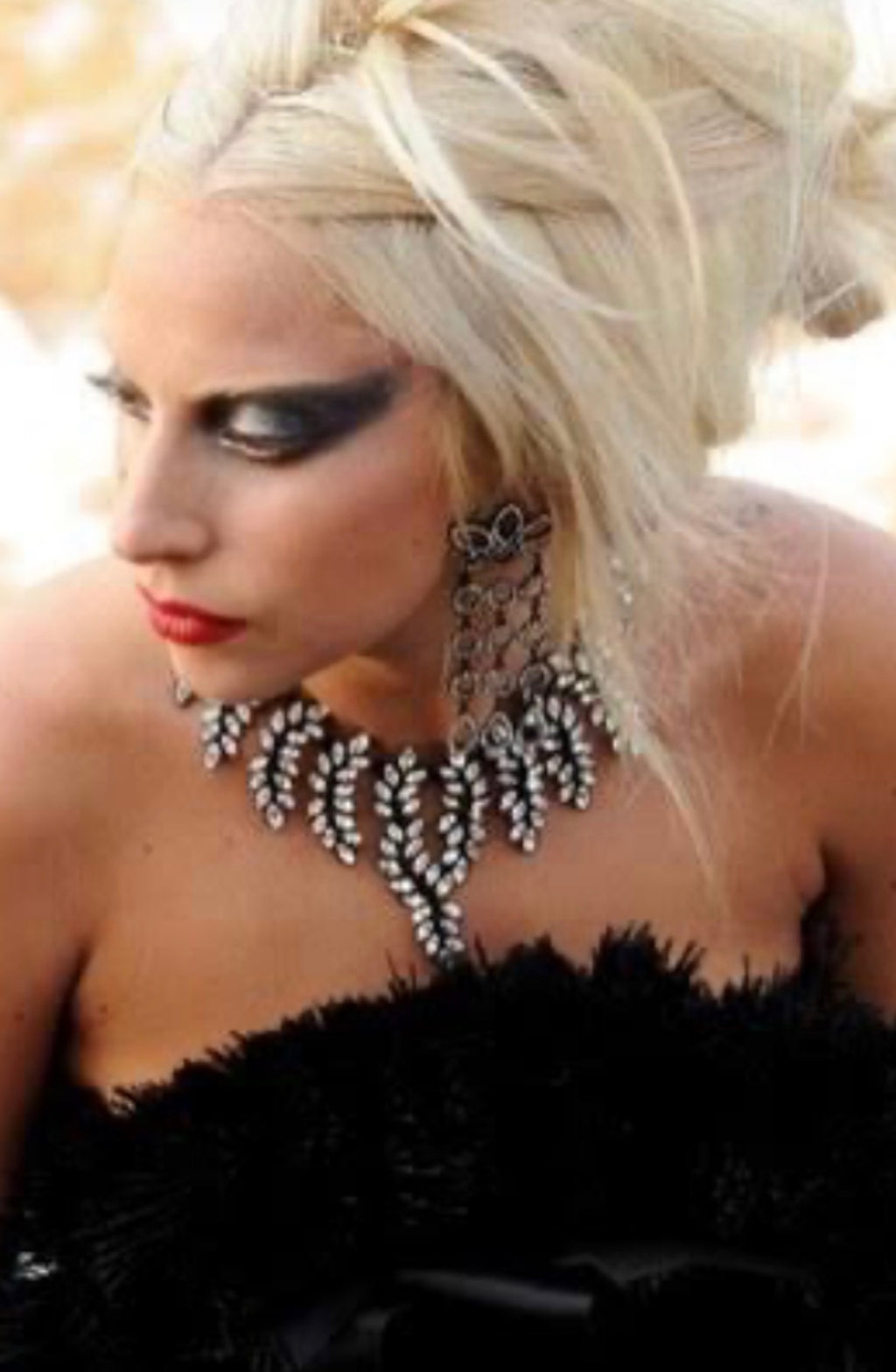 VINTAGE 1980'S KENNETH JAY LANE "LADY GAGA" CRYSTAL LEAF DROP NECKLACE