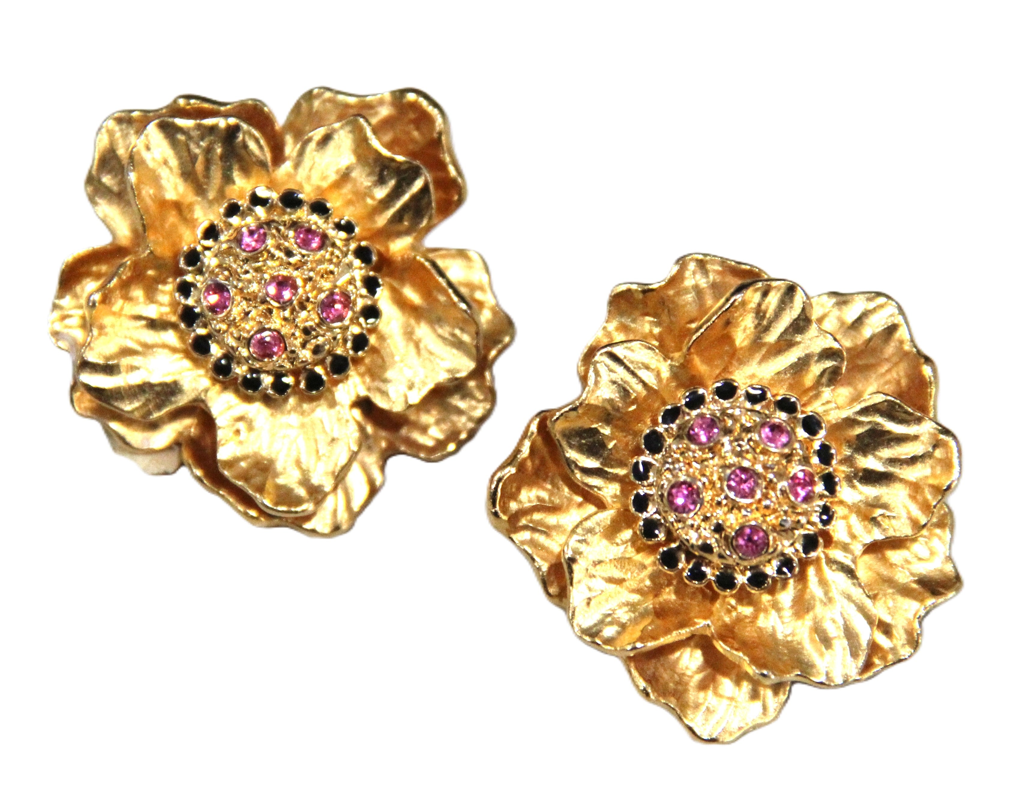 IVANA 1980'S VINTAGE MATTE GOLD FLOWER STATEMENT EARRINGS