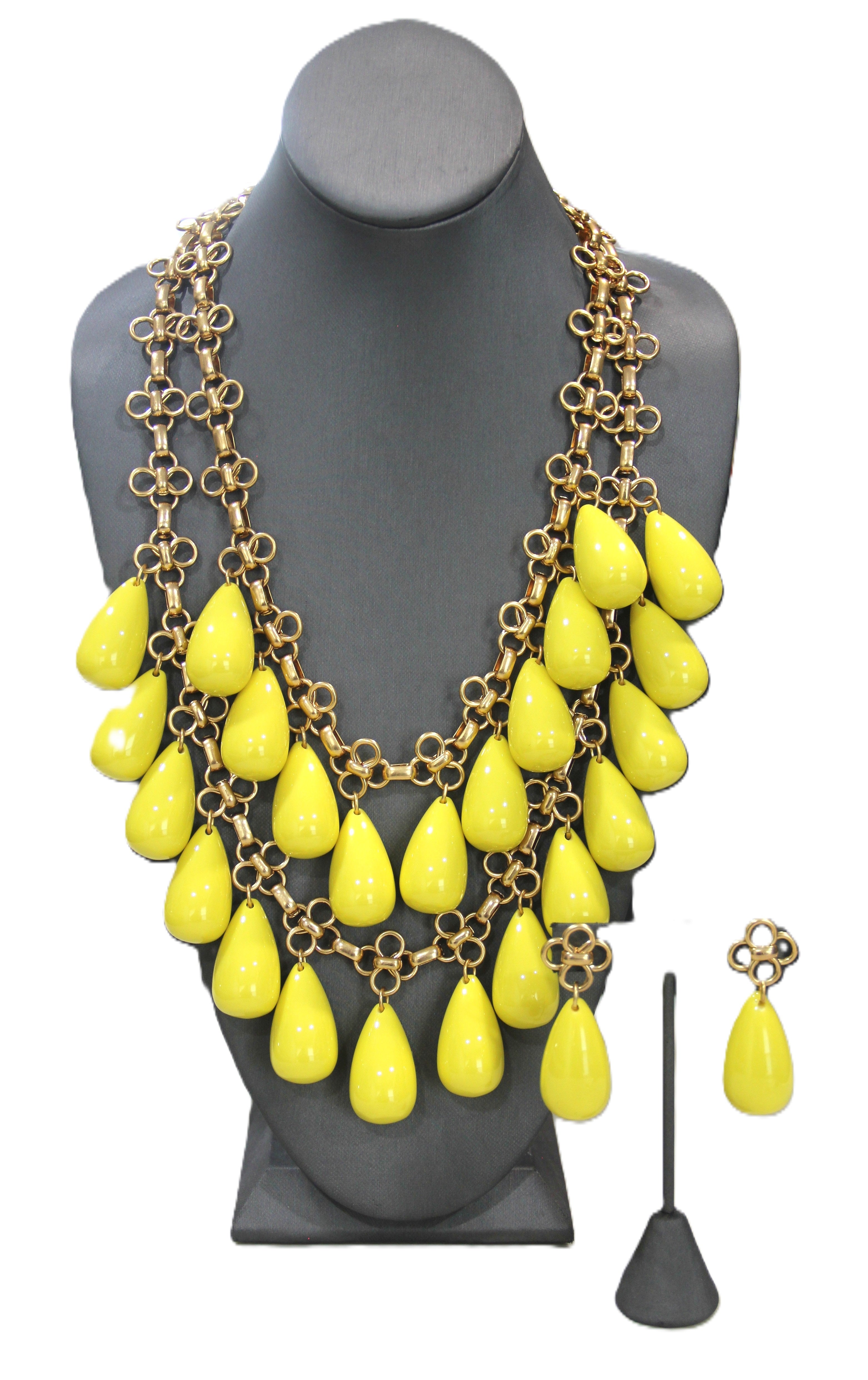 J CREW VINTAGE DEAD STOCK YELLOW RESIN STATEMENT NECKLACE & EARRINGS SET