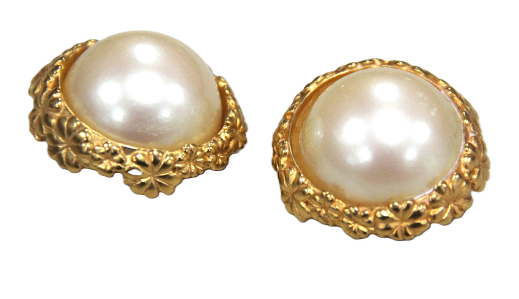 KARL LAGERFELD JUMBO FX PEARL MATTE GOLD EARRINGS