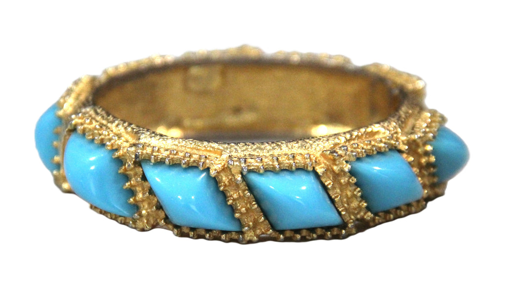 KENNETH JAY LANE 1970'S KENNETH JAY LANE TURQUOISE RESIN HINIGED BANGLE BRACELET