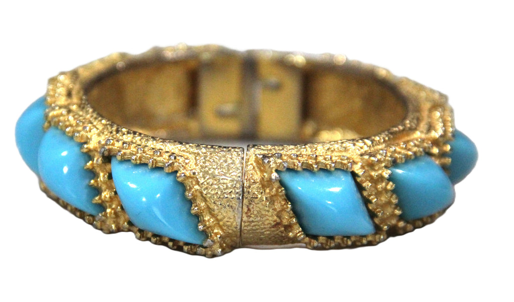 KENNETH JAY LANE 1970'S KENNETH JAY LANE TURQUOISE RESIN HINIGED BANGLE BRACELET