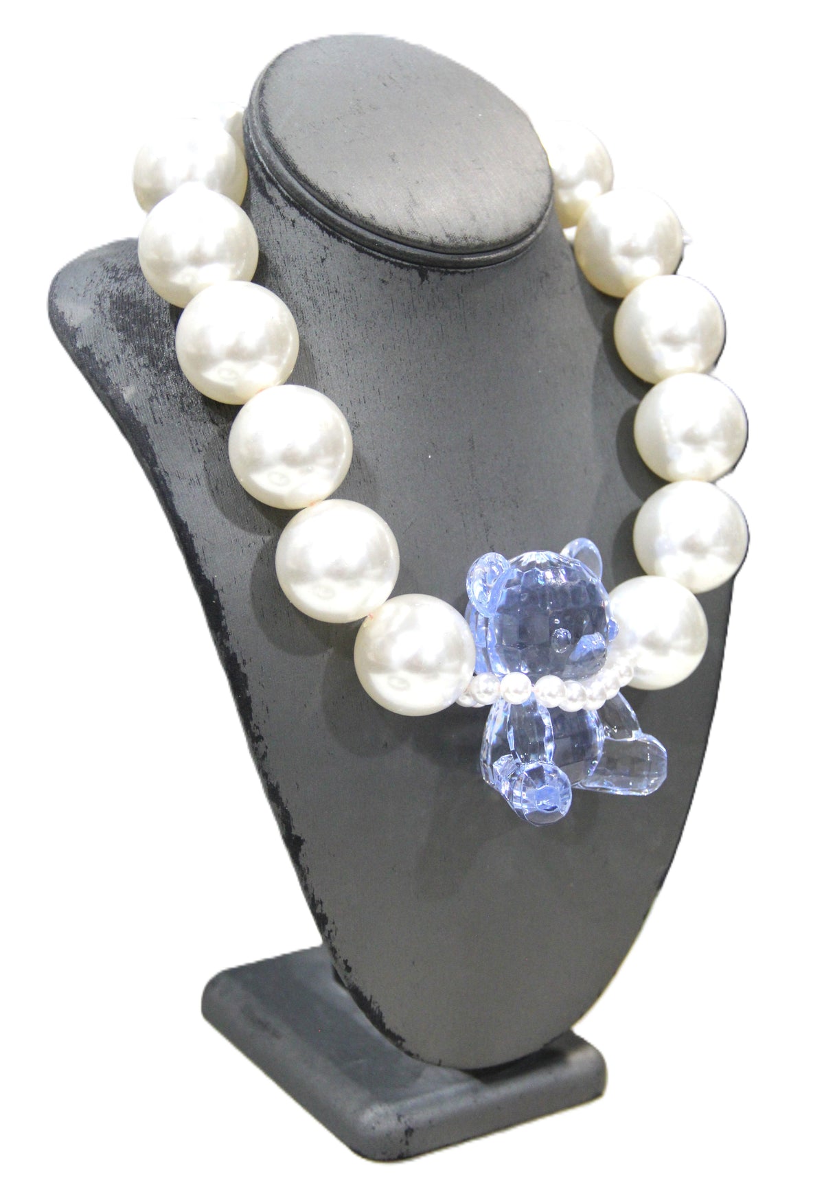 MAXIMALIST JUMBO PEARL & BLUE BEAR NECKLACE