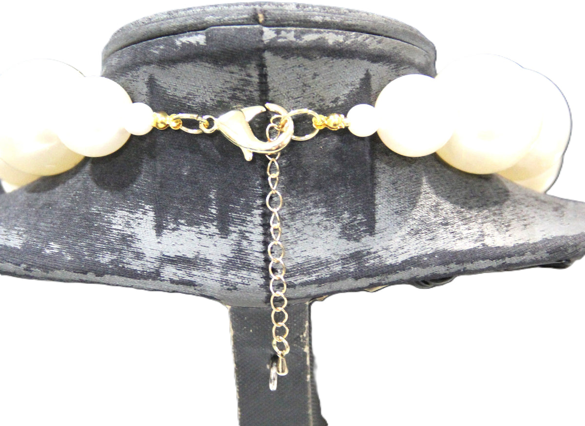 MAXIMALIST JUMBO PEARL & BLUE BEAR NECKLACE