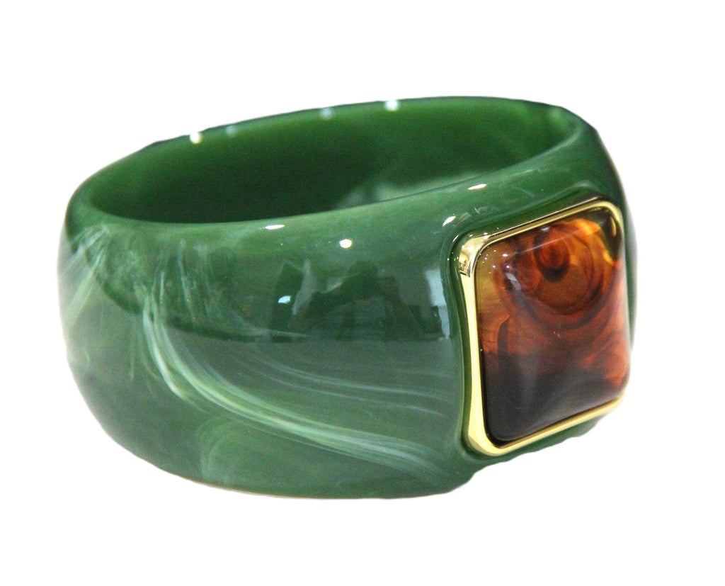 CONTEMPORARY RESIN BANGLE BRACELET - GREEN AMBER SQUARE