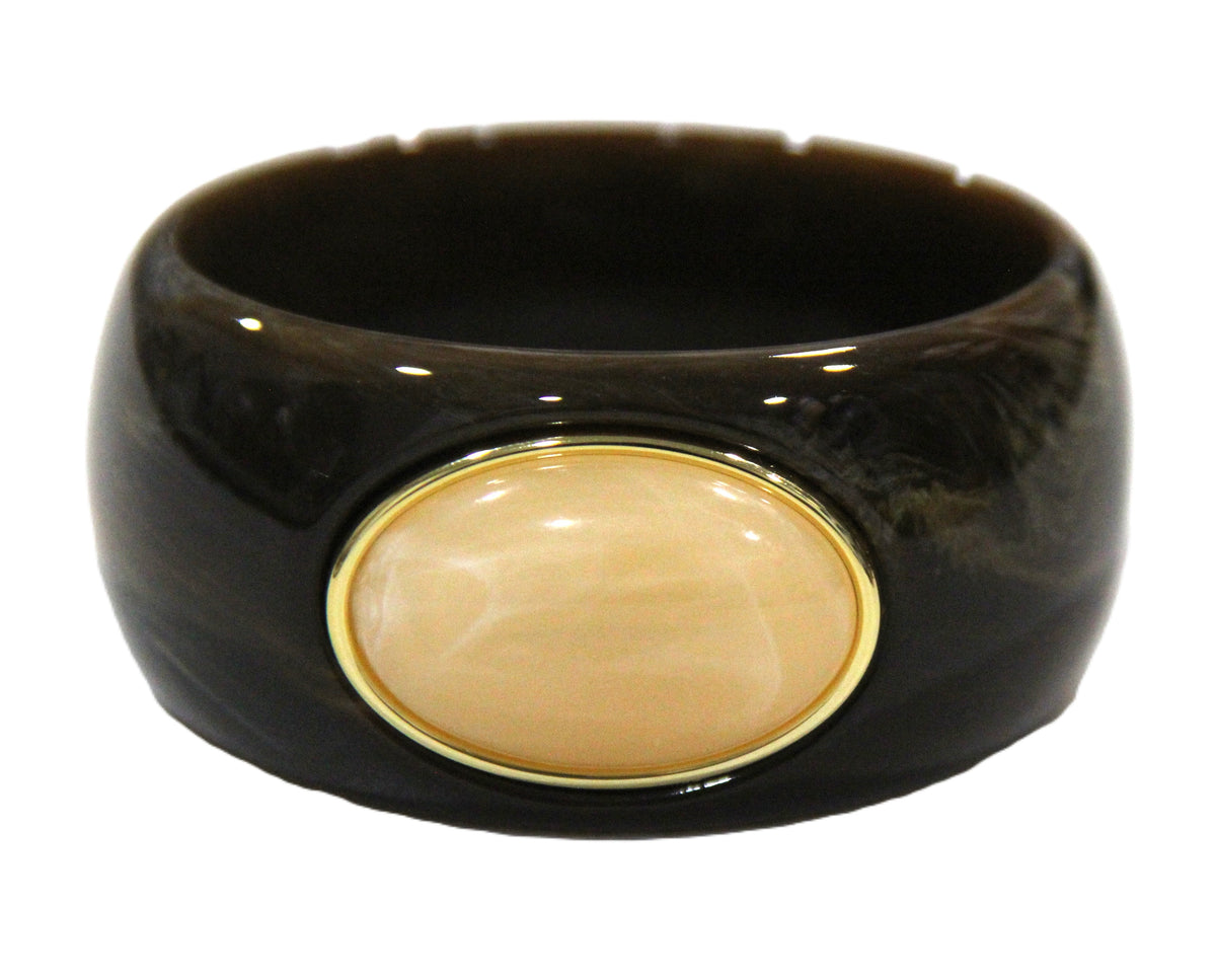 CONTEMPORARY RESIN BANGLE BRACELET - CHOCOLATE CREAM OVAL