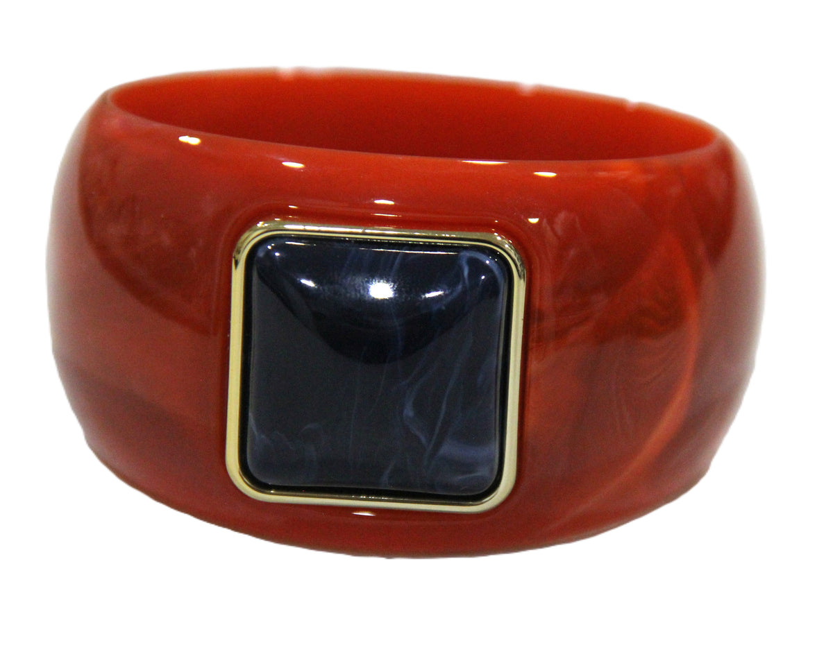 CONTEMPORARY RESIN BANGLE BRACELET - RUST RED NAVY SQUARE